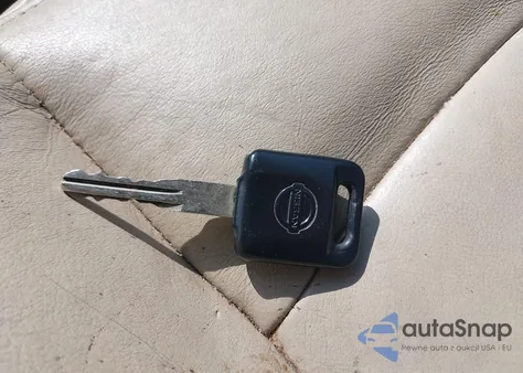 2002 Nissan Altima 2.5 Sl из США, поврежденный, VIN 1N4AL11D02C135487